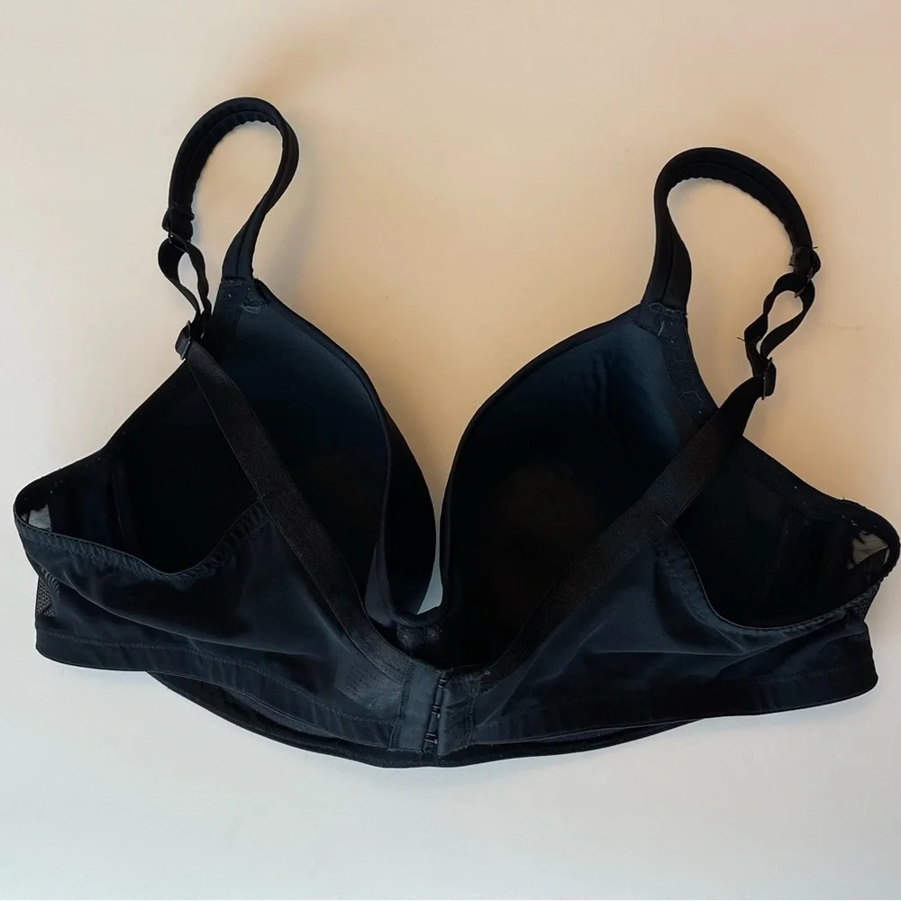 Fashion Bug Black Bra, Size 40C - Picture 2 of 5